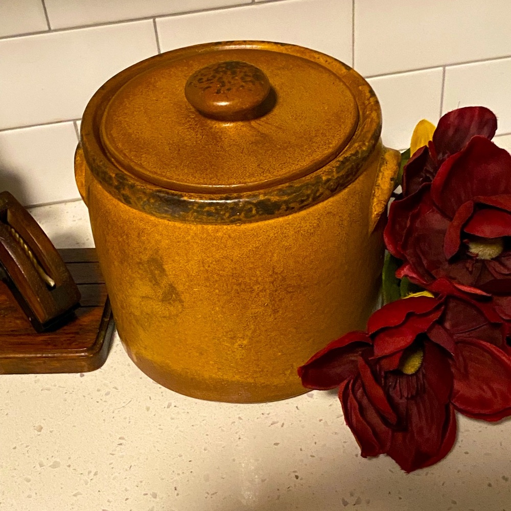McCoy antique 1420 canyon brown cookie jar
